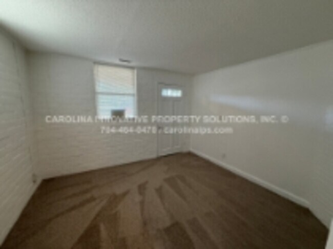 Building Photo - 2114 Rush Wind Dr