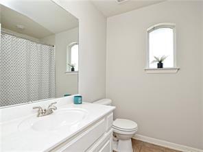 Building Photo - 2737 Plantation Dr