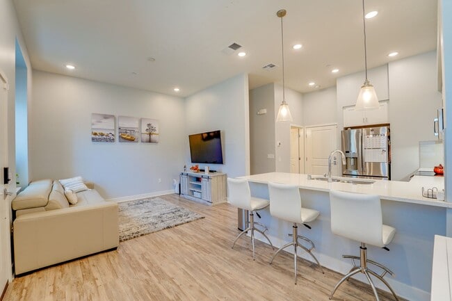 Building Photo - Recently Reduced-San Marcos Town-Home 3 Bedroom 2.5 Bathroom