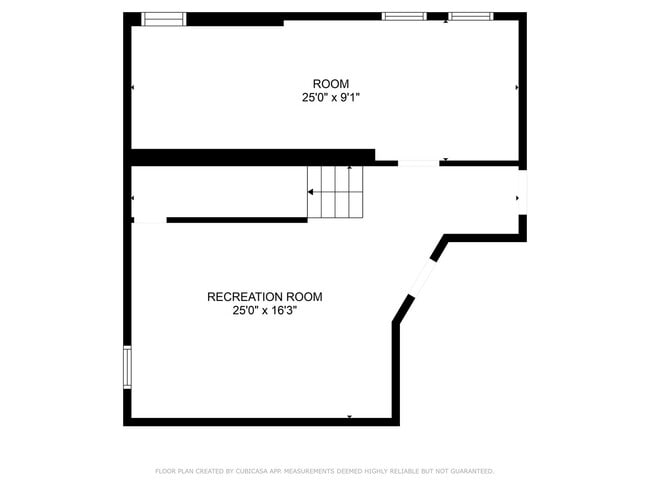 Building Photo - Beautifully updated home in desirable Coun...