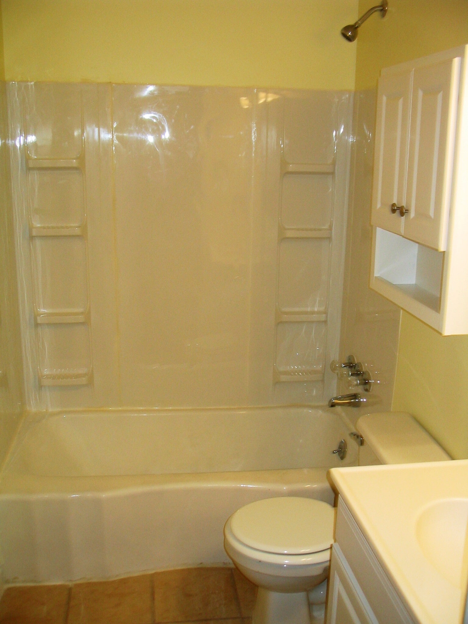 Building Photo - 576 Emery Ct