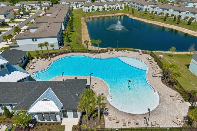 Building Photo - 49 Pasadena Dr