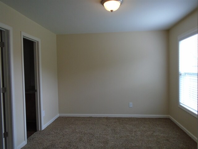 Building Photo - 143 Hawken Trail