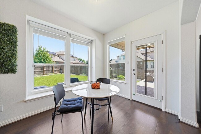 Building Photo - 3564 Rosalina Loop