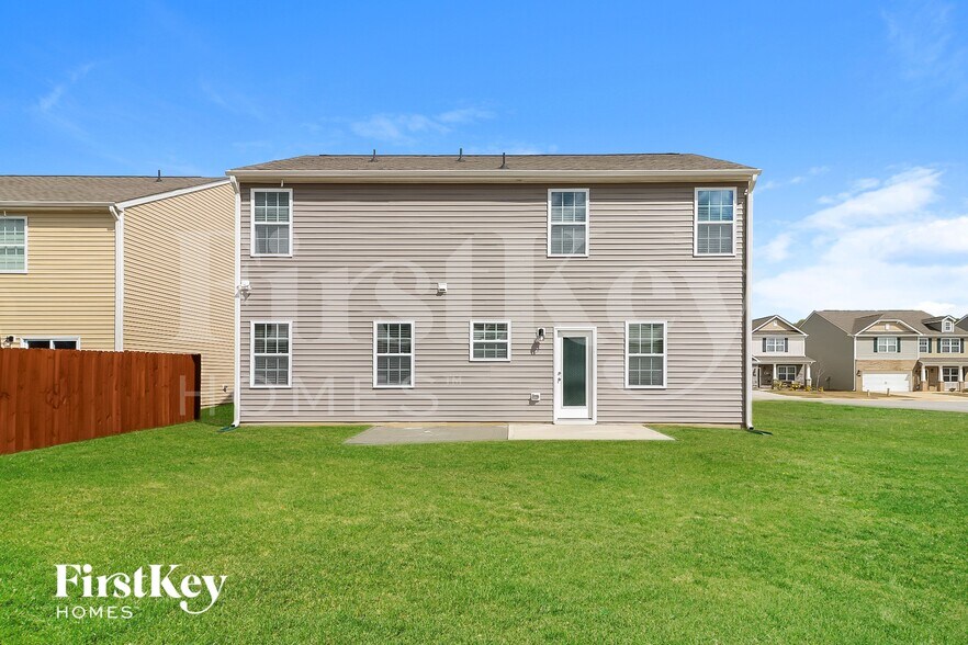 Building Photo - 114 Rivercamp St