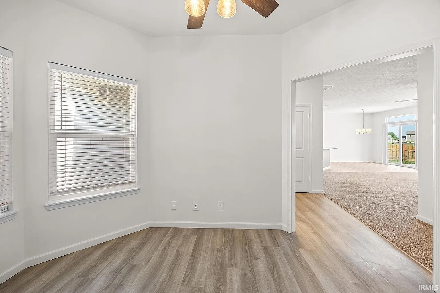 Building Photo - 2911 Poinciana Dr