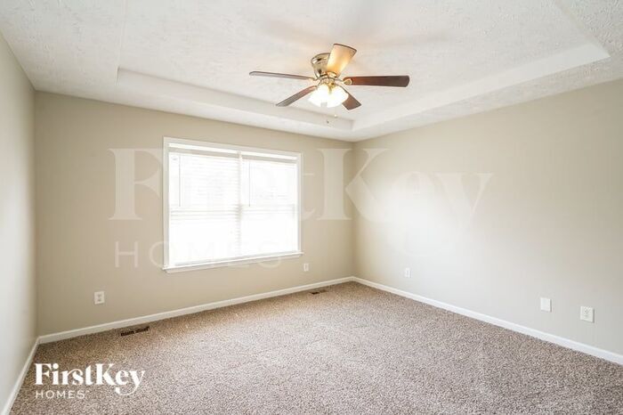 Building Photo - 308 Birchclay Point N