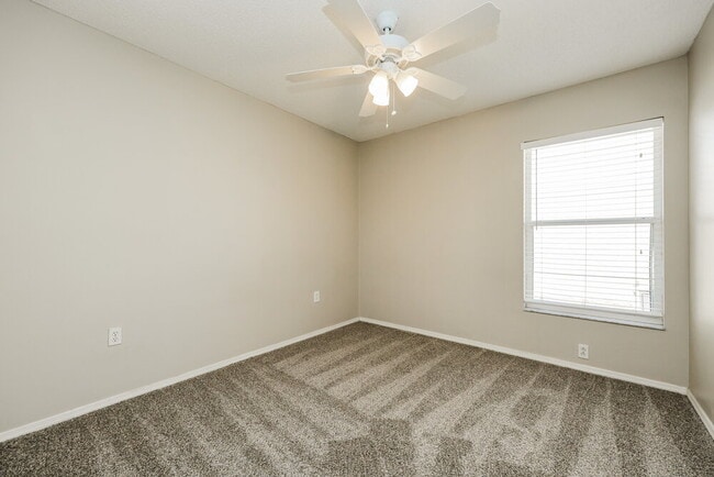 Building Photo - 11022 4th Ave E