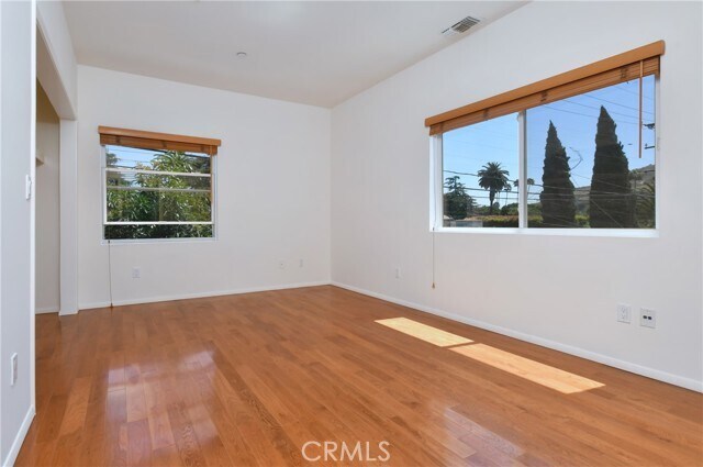 Building Photo - 9640 Farragut Dr