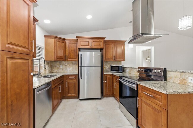 Building Photo - 18554 Zinnia Rd