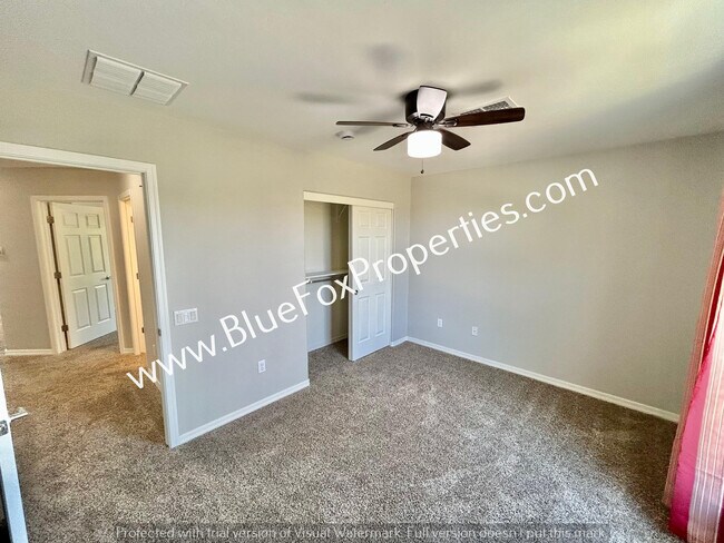 Building Photo - 10412 E Capercaillie St