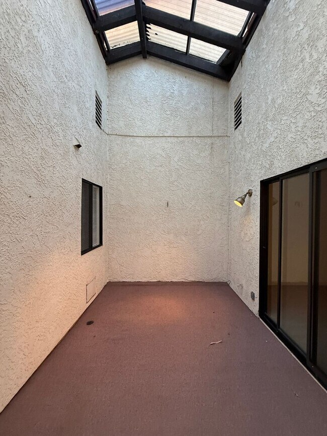 Building Photo - Orcutt Single Story Condo in The Gated Community of Creekridge Villas