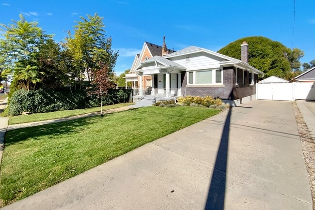 Primary Photo - 754 E 1700 S