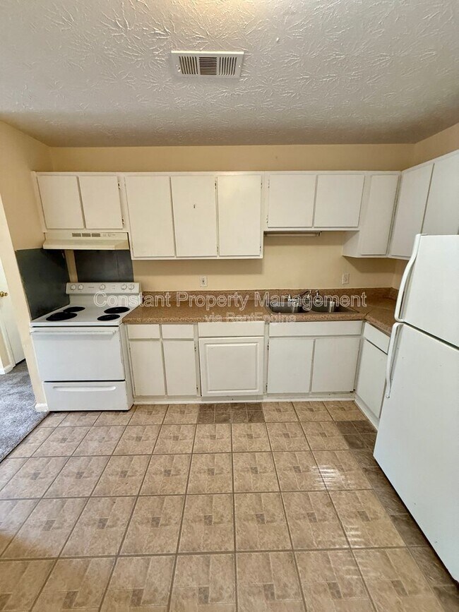 Building Photo - 4357 Azalea Dr