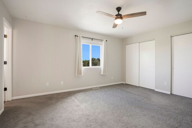 Building Photo - Updated 4 Bedroom Home with Amazing Yard, ...
