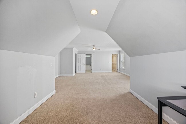 Building Photo - Beautiful 4-Bedroom, 3-Bath House