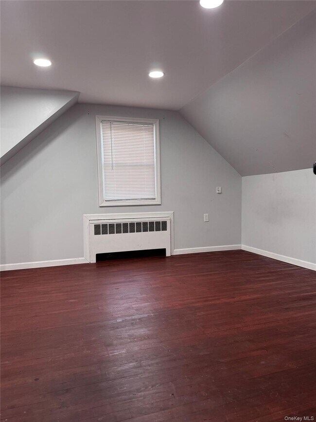 Building Photo - 190 Lee Ave