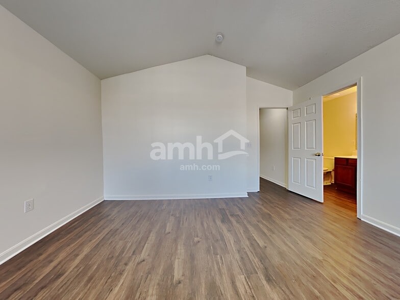 Building Photo - 7797 Highbrook Dr