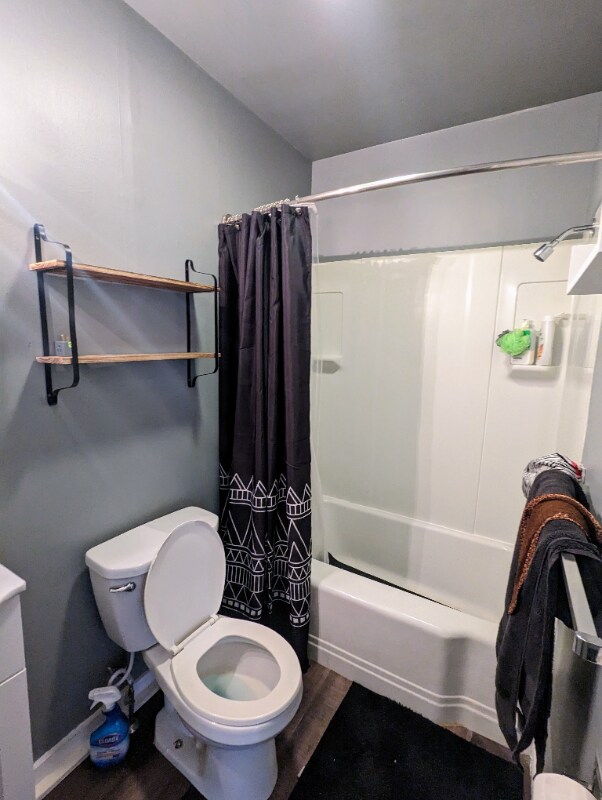 Building Photo - 146 2nd St