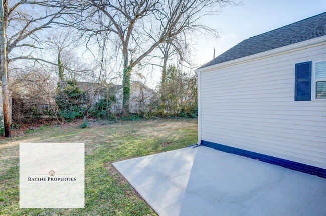 Building Photo - Charming Three Bedroom in Greer, SC