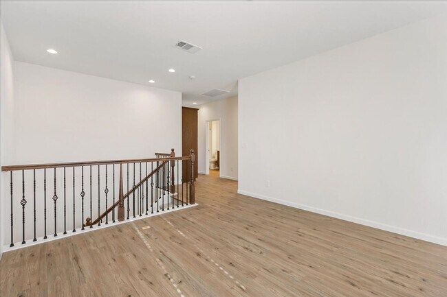 Building Photo - The Rubicon - Large and Luxurious 3 Bedroom, 2.5 bath with Loft and Full 2 Car Garage