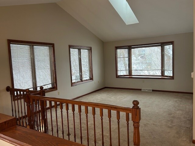 Large Livingroom - 19155 Hi View Dr