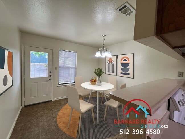 Building Photo - 1408A Earle St