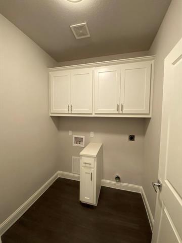 Building Photo - 106 W 17th Ave