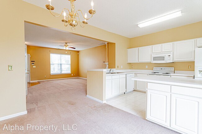 Building Photo - 2 br, 2.5 bath House - 111 Waterford Park Dr