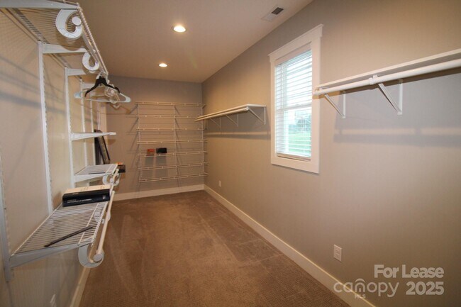 Building Photo - 1355 Bear Creek Rd