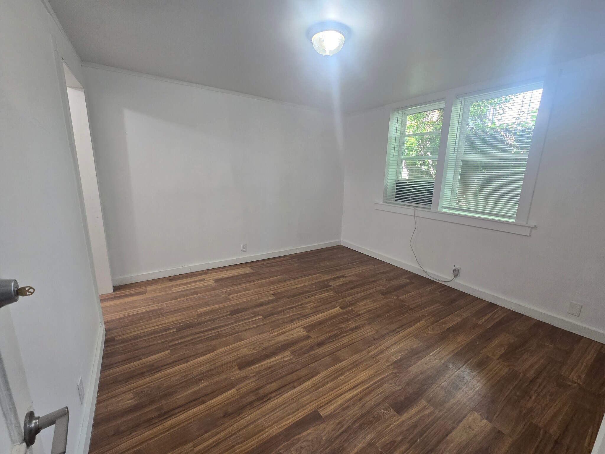 Building Photo - 1014 Moreland Ave SE