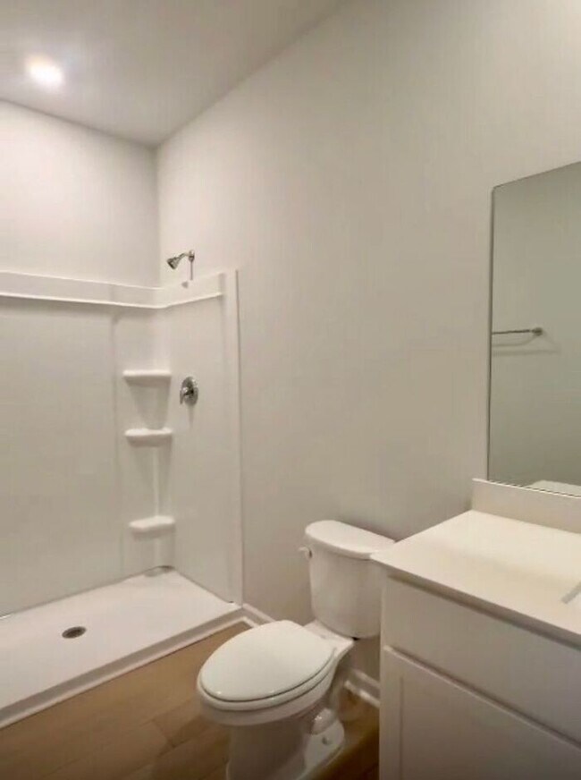 Building Photo - MOVE IN SPECIAL-NEW CONSTRUCTION-FENCED YARD