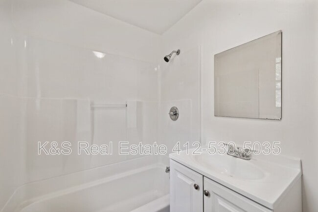 Building Photo - 1612 Patterson St