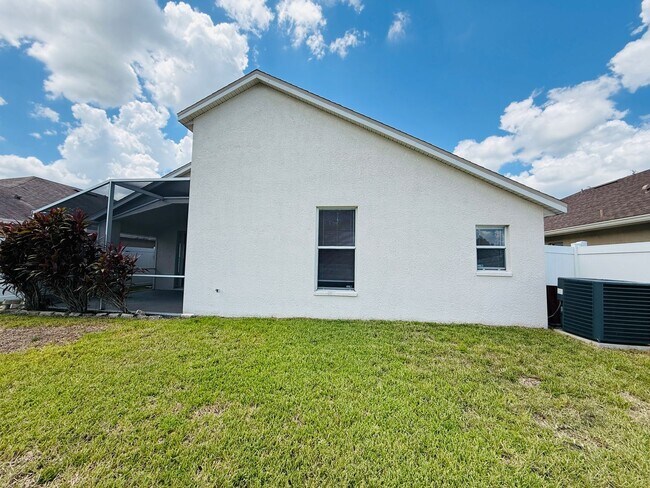 Building Photo - 5534 Turtle Crossing Loop