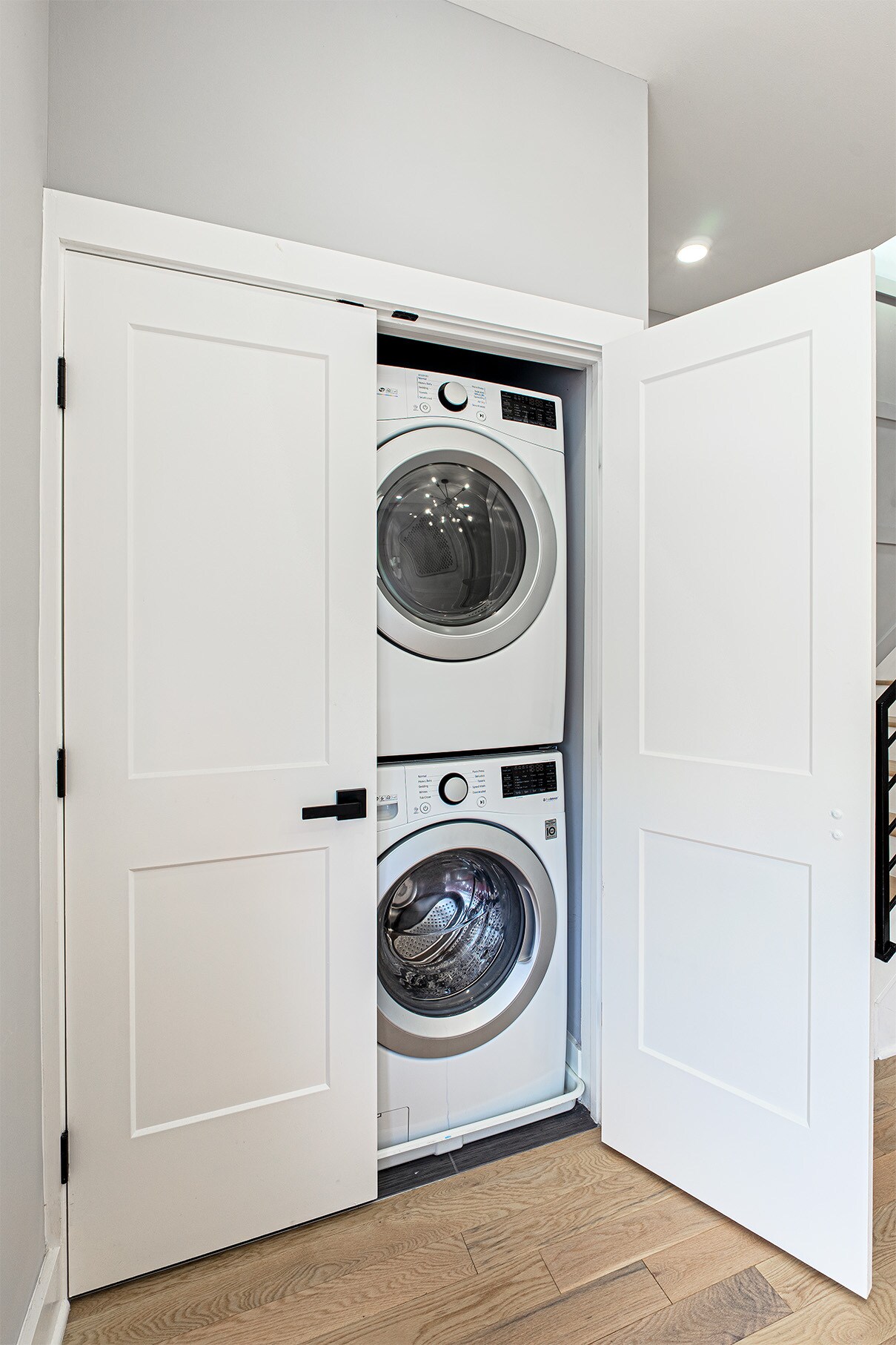 Building Photo - 1219 Wylie St NE