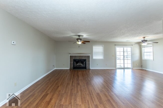 Building Photo - 105 Shara Dr