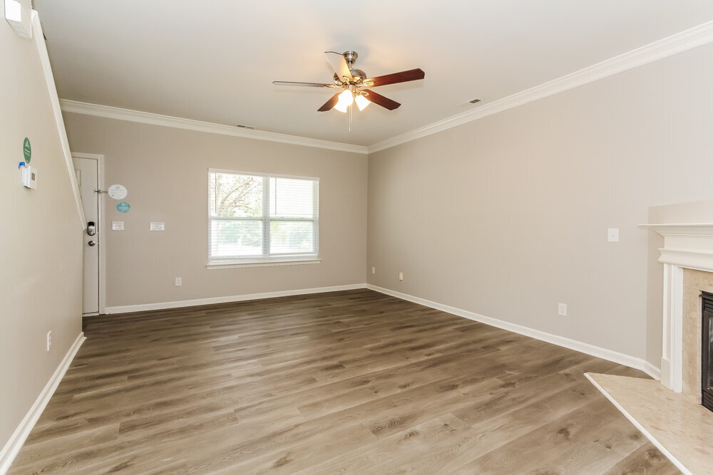 Building Photo - 114 Flanders Dr