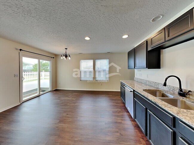 Building Photo - 6547 S Fairwind Pl