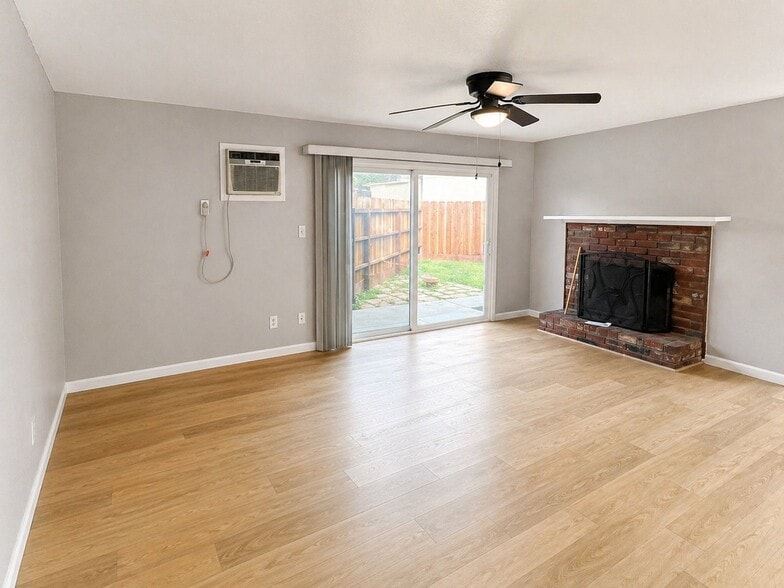 Building Photo - 1112 Muir Ct