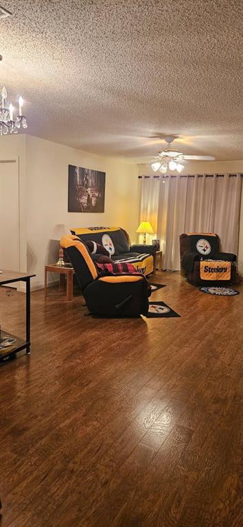 Building Photo - 8666 SW 92nd Ln