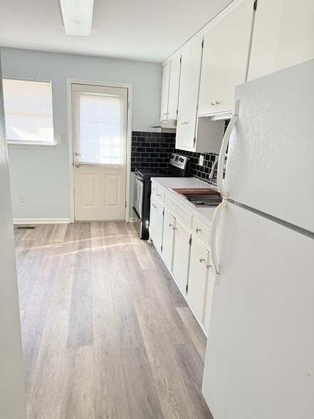 Building Photo - 1151 Alexander St