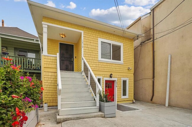 Building Photo - 1514 Campbell St