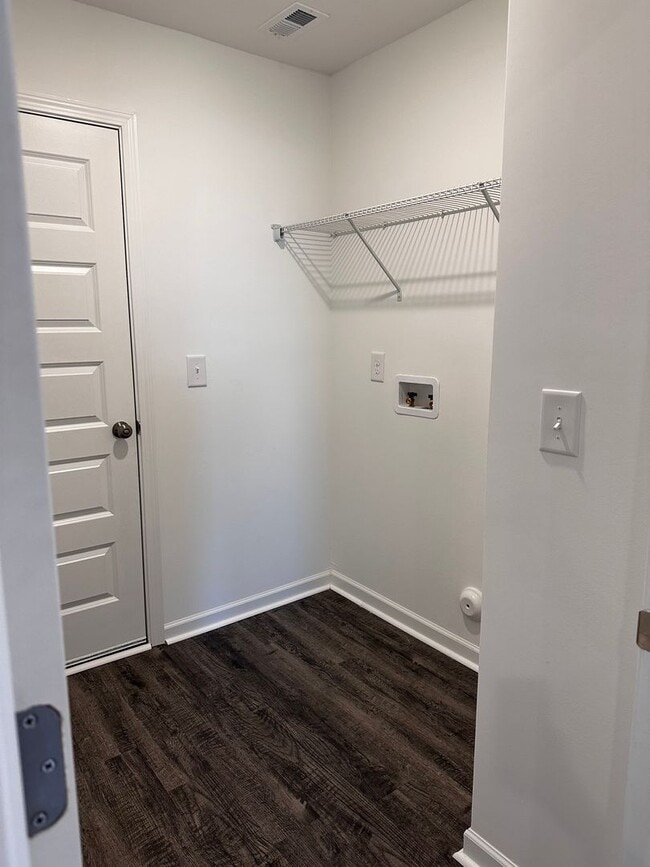 Building Photo - 2025 New Build Home for Rent!