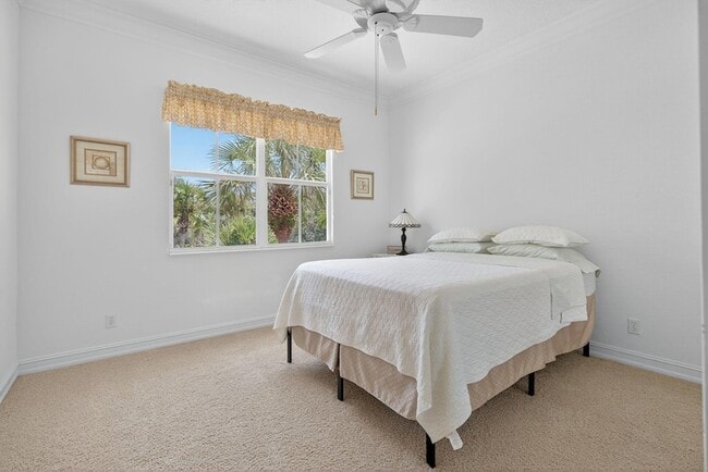 Building Photo - 1000 US-1