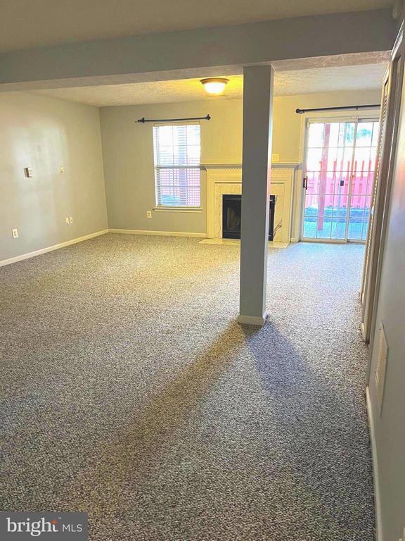 Building Photo - 3280 Halcyon Ct