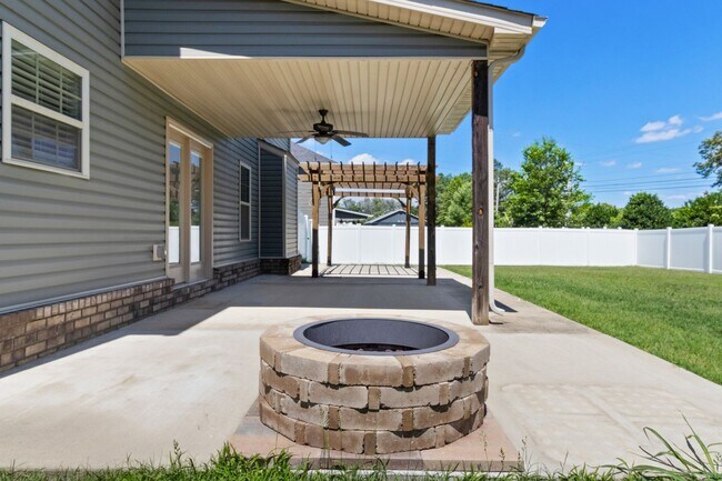 Building Photo - 312 Rye Dr