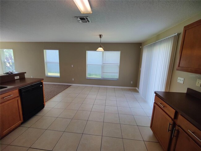 Building Photo - 544 Windrose Dr