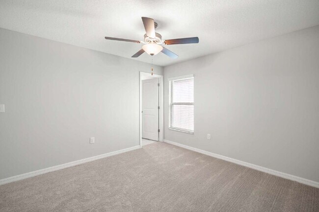Building Photo - LIKE NEW Home for Rent in Creek Preserve!