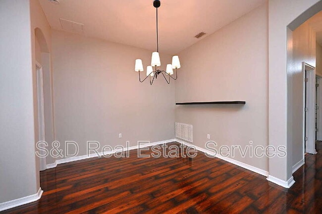 Building Photo - 7147 Cedarcrest Blvd
