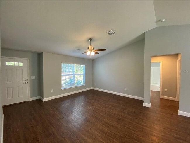 Building Photo - 958 W Geneva Pl